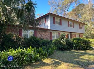 1002 Chapeau Rd, Jacksonville, FL 32211