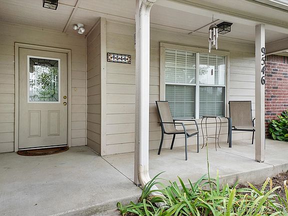 4th image of 9546 S 257th Pl E