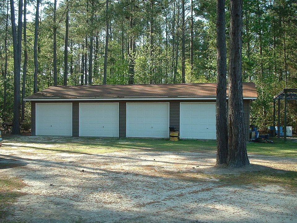 2nd image of 2146 Kennedy Pond Rd