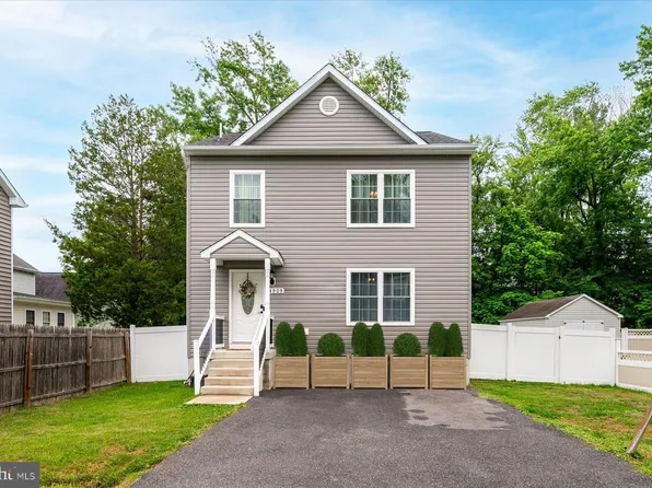 4909 Olive St, Shady Side, MD 20764
