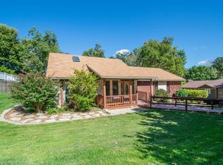 2410 Yorktown Dr, Jefferson City, MO 65109