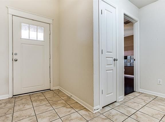 5th image of 2704 Watercress Dr