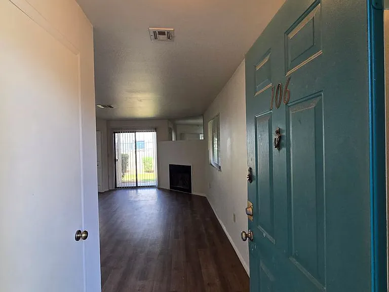 2180 Pinetop Ln #106 — Photo 4
