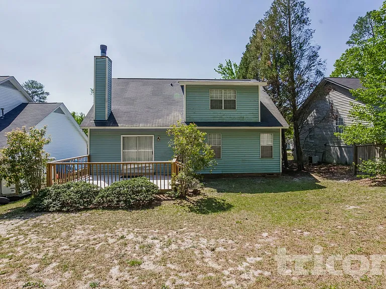 207 Salusbury Ln — Photo 13