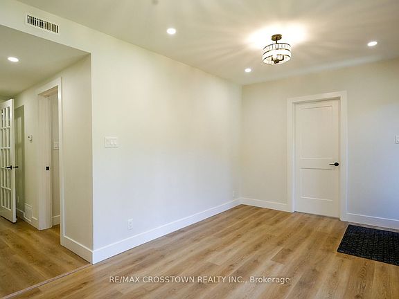 5th image of 86 Doran Rd
