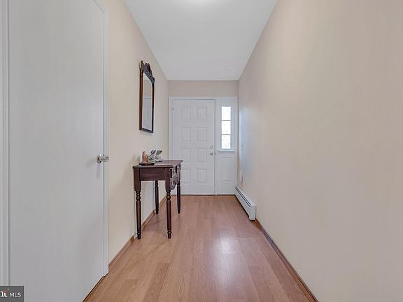 5th image of 5 Roxton Pl