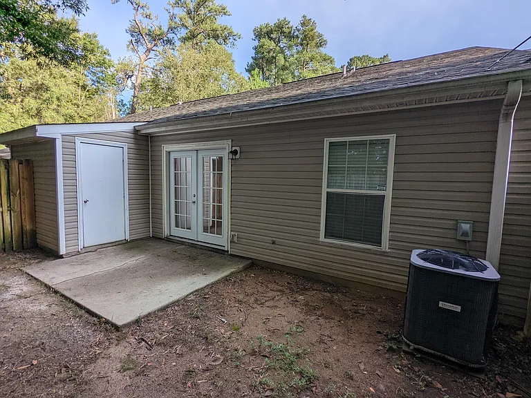2249 Bridgeton Rd — Photo 14
