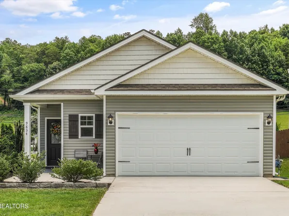 9834 War Admiral Ln, Knoxville, TN 37931