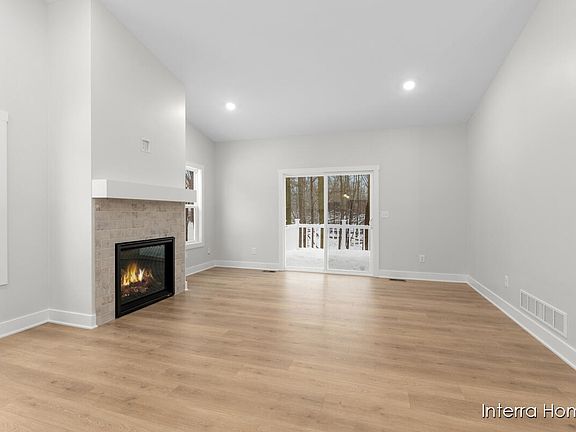 4th image of 2875 E Cobblestone Ct SE #48