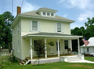 1612 9th St, Victoria, VA 23974