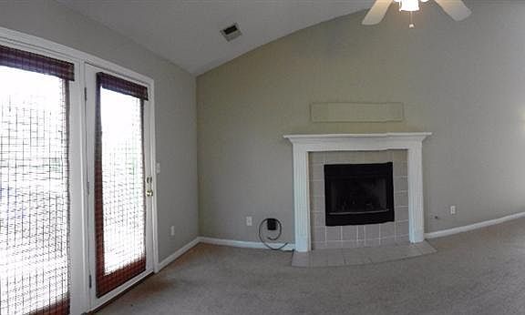 3rd image of 3810 Sugar Creek Dr