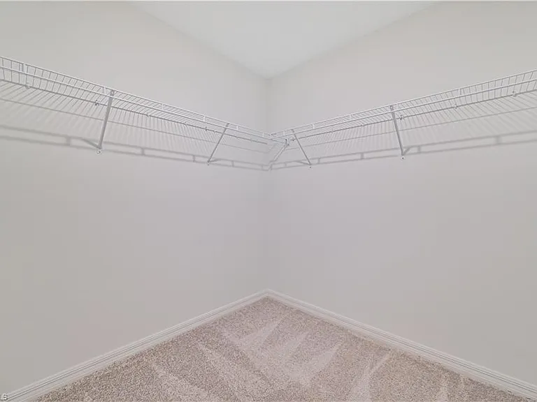 2901 SW 18th Pl — Photo 6