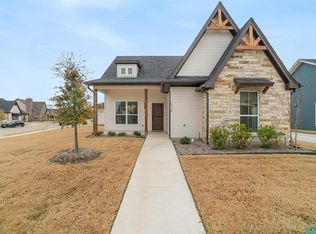 516 Kase Ct, Burleson, TX 76028
