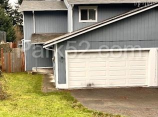 112 126th St E, Tacoma, WA