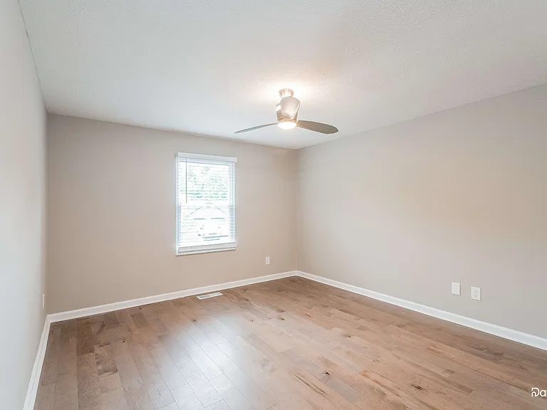 7776 Oakshot Ln — Photo 11