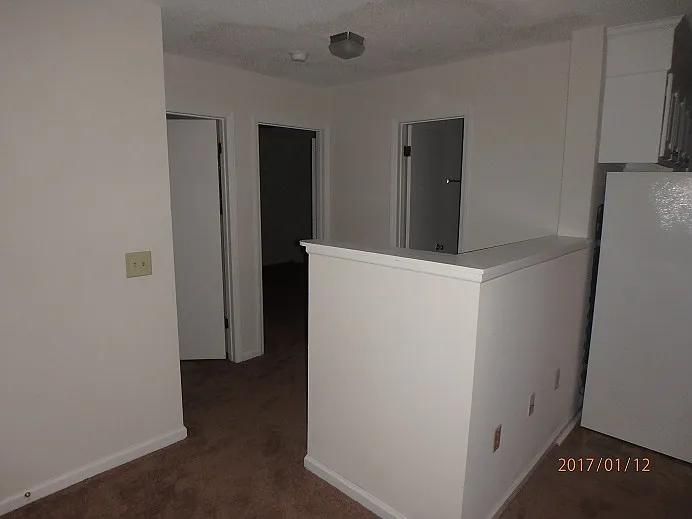 3200 Summer Pl #3 — Photo 5