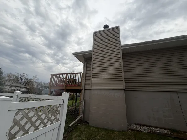 13908 Meadow Ridge Rd, Omaha, NE 68138