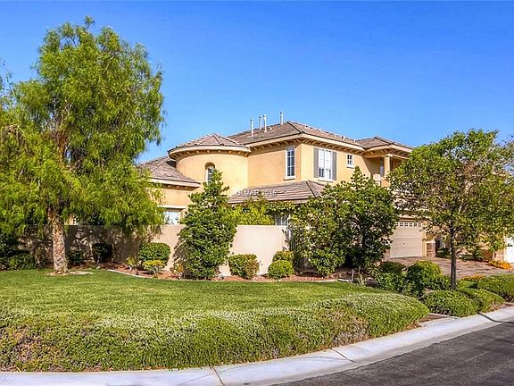 2nd image of 3542 Coventry Gardens Dr