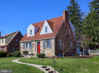 389 Hillcrest Rd, York, PA 17403