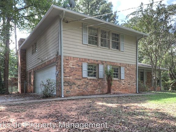 2nd image of 1299 White Oak Ct SE