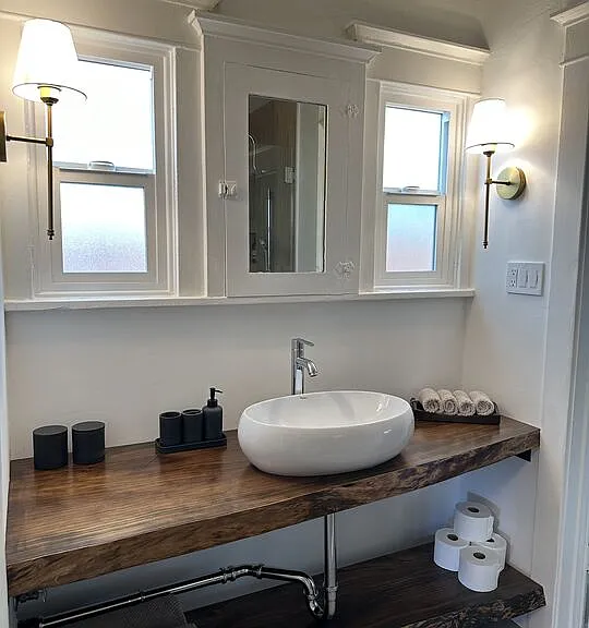 531 Burchett St — Photo 3