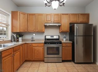 3 Riga Ct, Scotch Plains, NJ 07076