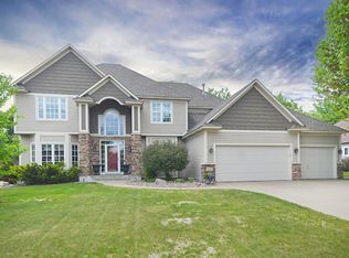 8051 Enclave Bay, Woodbury, MN 55125
