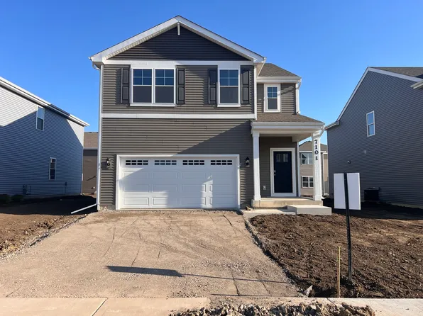 7101 Oakmont Rd, Mount Pleasant, WI 53403