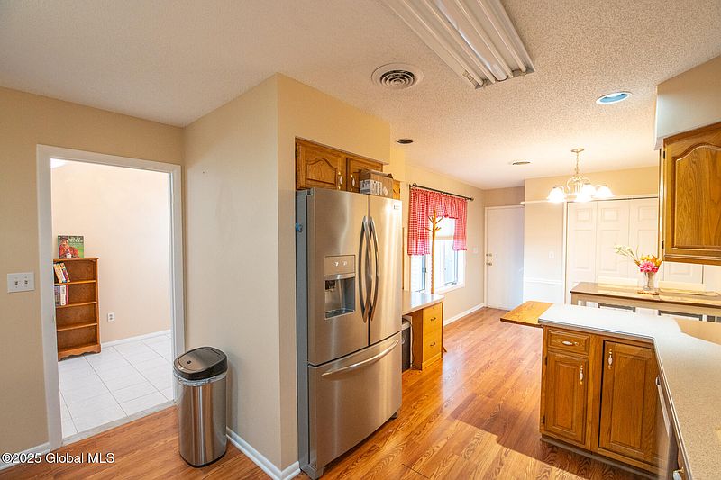4th image of 64 Crane Court