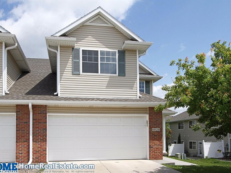 1st image of 8928 Venice Ln