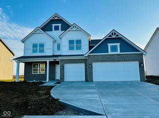 821 Blaine Dr, Whiteland, IN