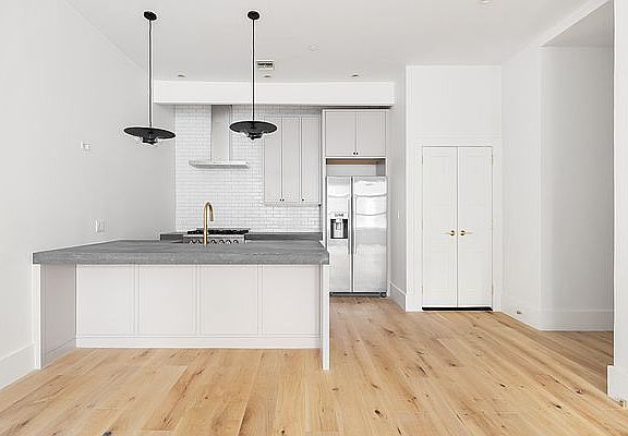 3rd image of 43 White St #3C