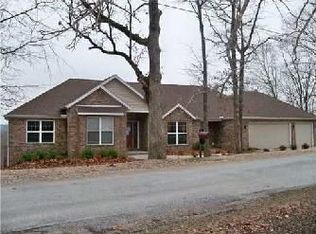 5 Stratfield Ln, Bella Vista, AR 72714