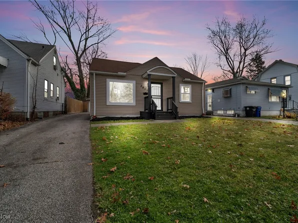 3855 E 147th St, Cleveland, OH 44128