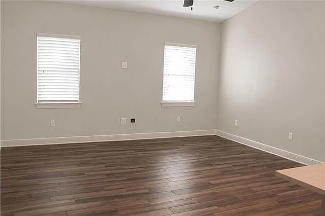 2 bed, 2.0 bath, 988 sqft, $1,650 — Photo 4