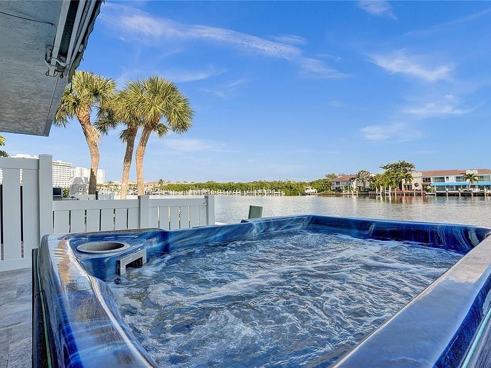 1st image of 876 Jeffery Street