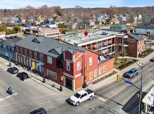 3710 Main St #106, Niagara Falls, ON L2G6B1