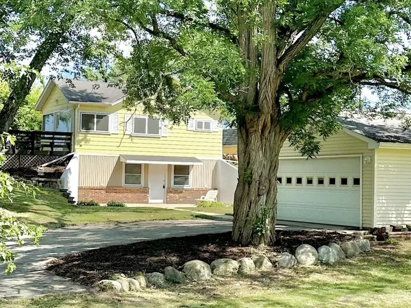 33623 Fern DRIVE, Burlington, WI 53105