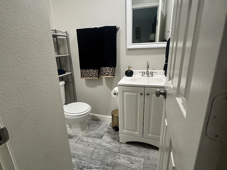 804 Skylark Dr — Photo 10