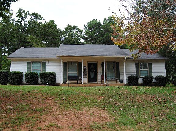 3rd image of 473 An County Road 155