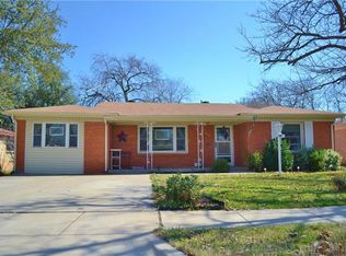 805 Odie Dr, White Settlement, TX 76108