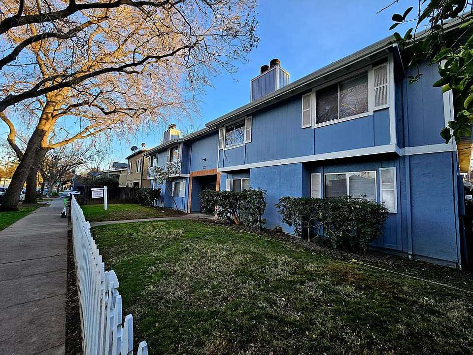 1814 V St #7