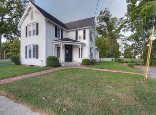 217 Academy St, Elizabethton, TN 37643