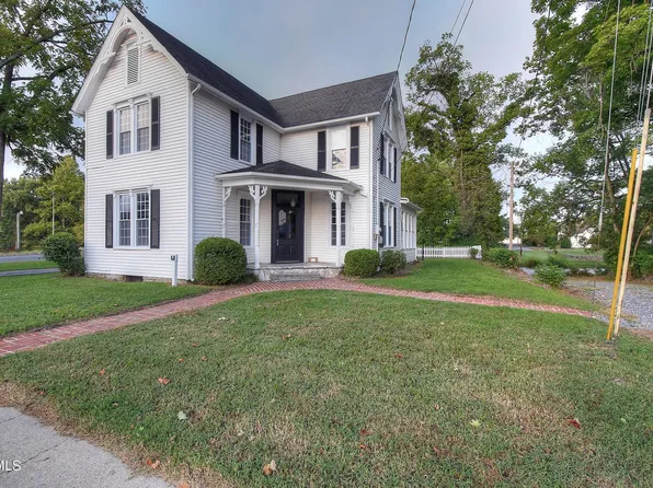 217 Academy St, Elizabethton, TN 37643