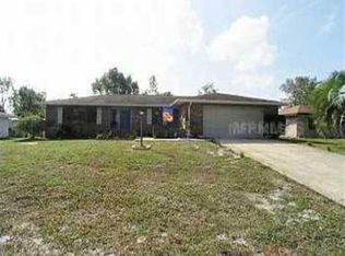 937 Feather Dr, Deltona, FL 32725