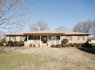 119 Hampshire Dr, Gaffney, SC 29341