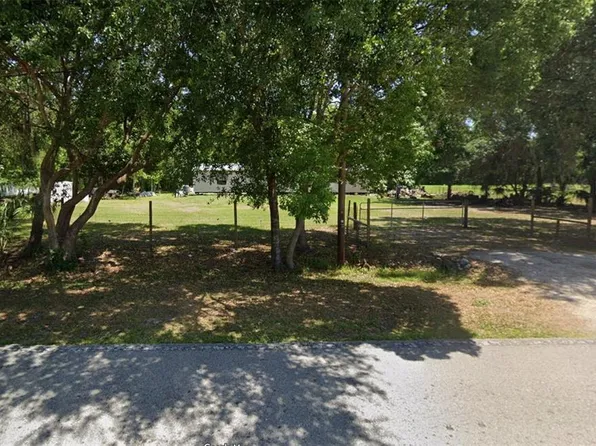3904 Cork Rd, Plant City, FL 33565