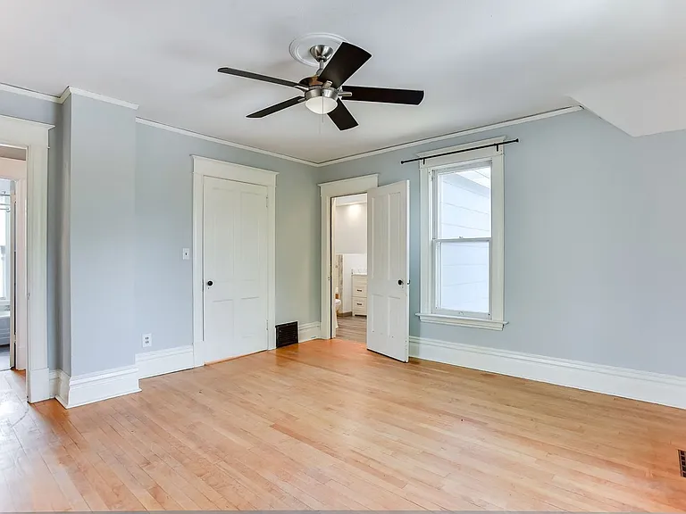 775 Jessamine Ave E — Photo 30