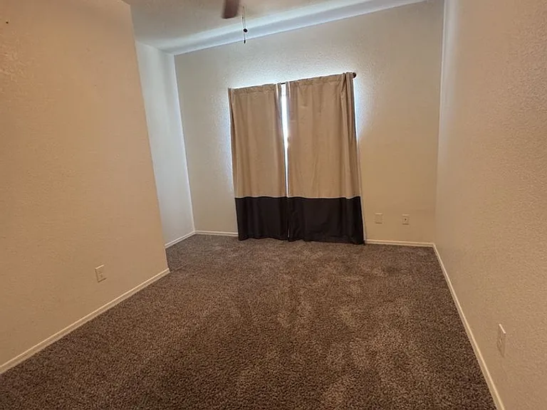 5244 Encanto Dr — Photo 25