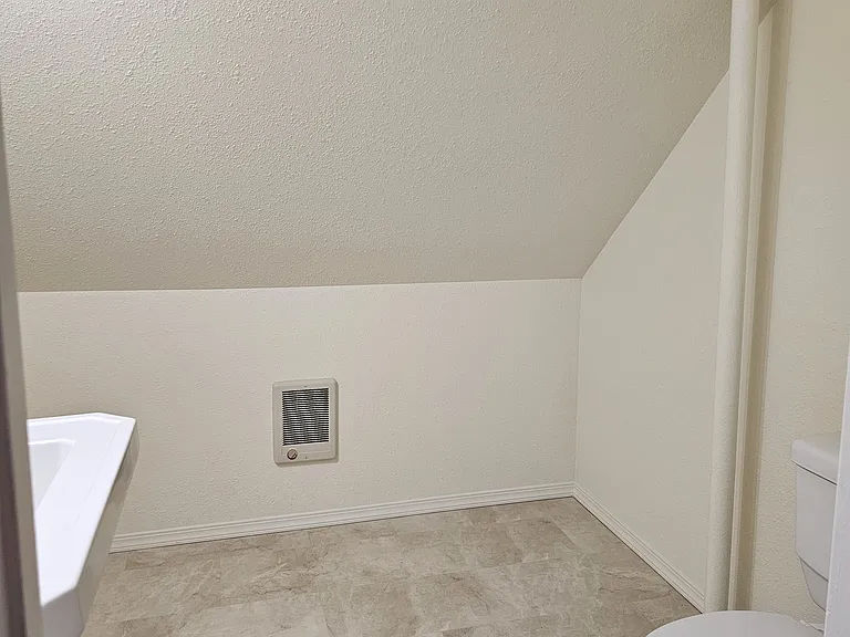 4160 Haven St — Photo 40